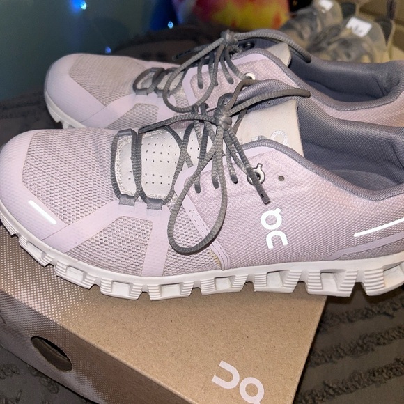 on clouds! - Picture 1 of 7